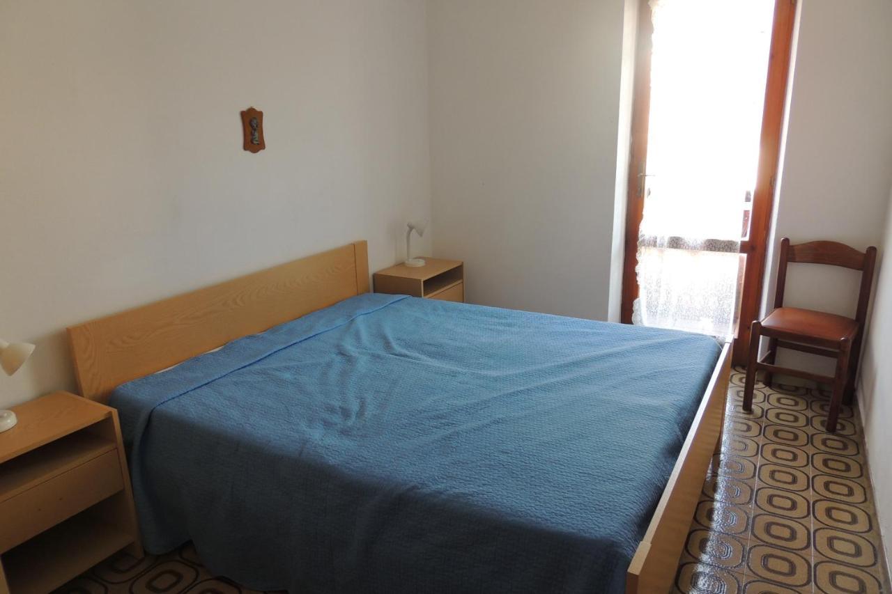 Borgo Spiaggia Isola Rossa Kültér fotó