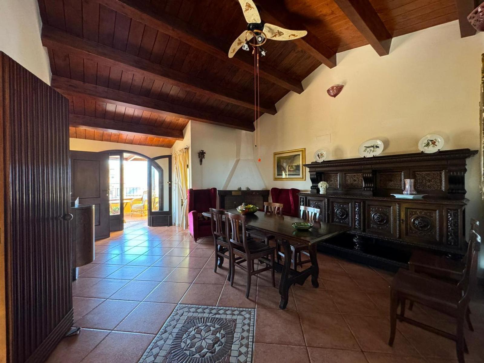 Borgo Spiaggia Isola Rossa Kültér fotó