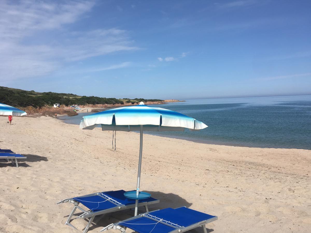 Borgo Spiaggia Isola Rossa Kültér fotó
